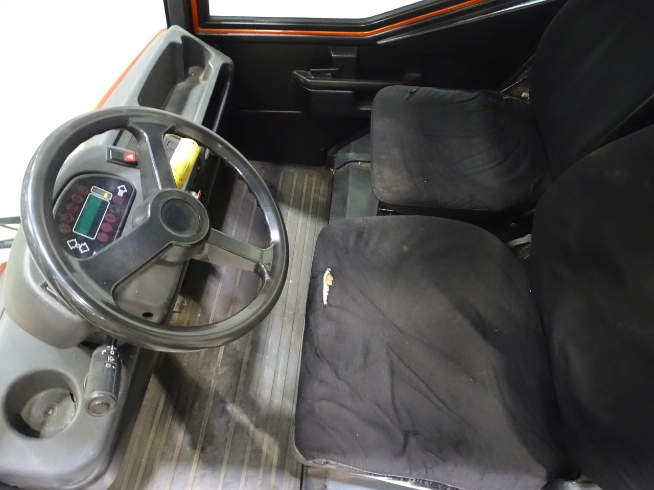 Linde P250 - Μηχάνημα έλξης: φωτογραφία 3 Linde P250 - Μηχάνημα έλξης: φωτογραφία 3