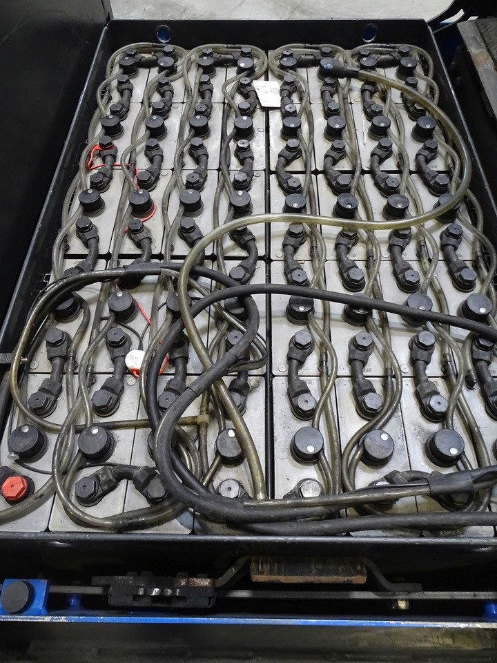 Linde P250 - Μηχάνημα έλξης: φωτογραφία 4 Linde P250 - Μηχάνημα έλξης: φωτογραφία 4