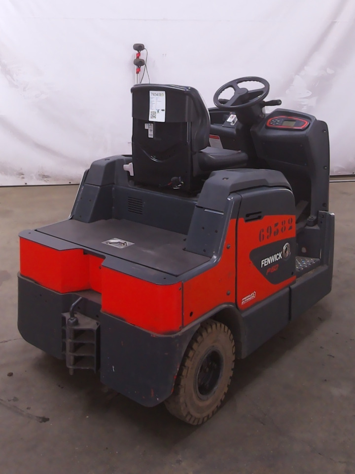 Linde P60 - Μηχάνημα έλξης: φωτογραφία 2 Linde P60 - Μηχάνημα έλξης: φωτογραφία 2