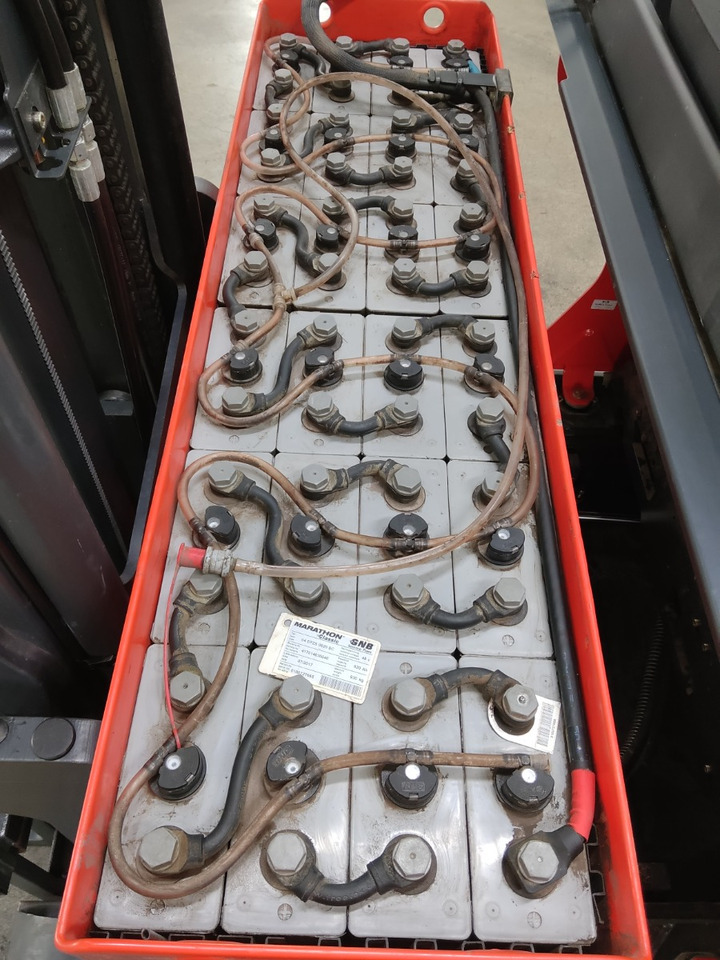 Linde R12B-01 - Ανυψωτικό στενών δρόμων: φωτογραφία 4 Linde R12B-01 - Ανυψωτικό στενών δρόμων: φωτογραφία 4