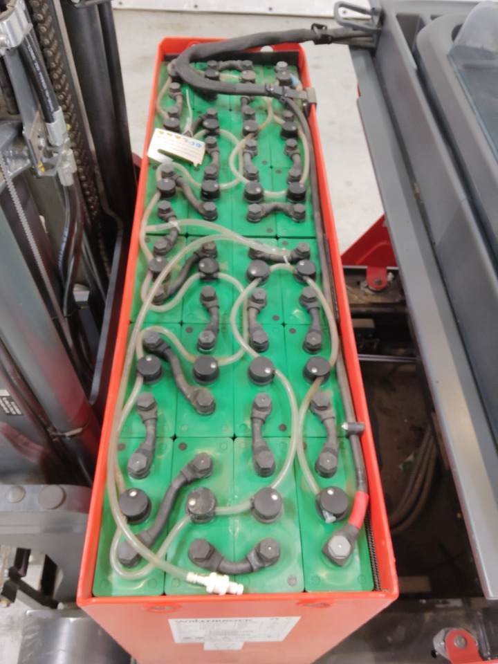 Linde R12B-01 - Ανυψωτικό στενών δρόμων: φωτογραφία 4 Linde R12B-01 - Ανυψωτικό στενών δρόμων: φωτογραφία 4