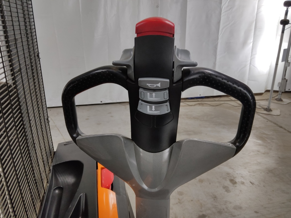 Still EXV10 - Μηχάνημα στοίβαξης: φωτογραφία 3 Still EXV10 - Μηχάνημα στοίβαξης: φωτογραφία 3