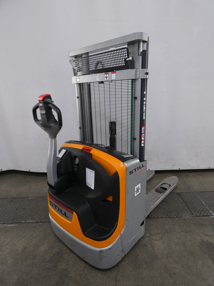 Still EXV12I - Μηχάνημα στοίβαξης: φωτογραφία 2 Still EXV12I - Μηχάνημα στοίβαξης: φωτογραφία 2