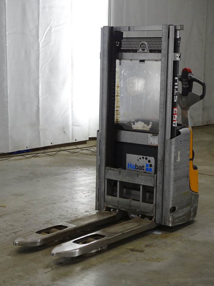 Still EXV12 - Μηχάνημα στοίβαξης: φωτογραφία 1 Still EXV12 - Μηχάνημα στοίβαξης: φωτογραφία 1