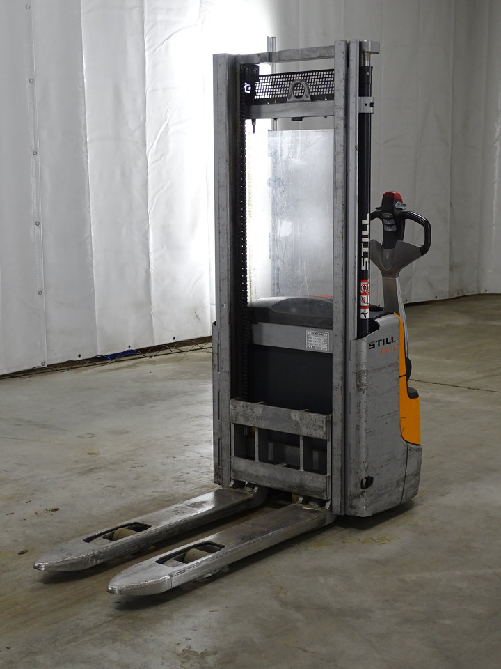 Still EXV12 - Μηχάνημα στοίβαξης: φωτογραφία 1 Still EXV12 - Μηχάνημα στοίβαξης: φωτογραφία 1