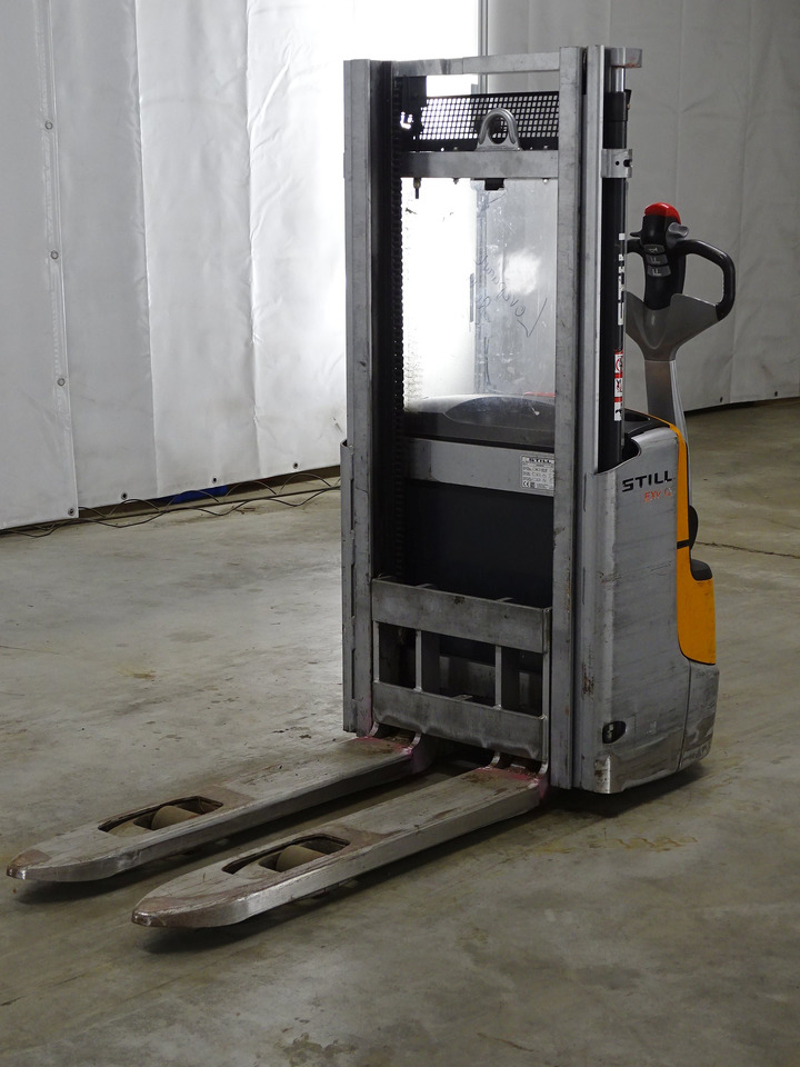 Still EXV12 - Μηχάνημα στοίβαξης: φωτογραφία 1 Still EXV12 - Μηχάνημα στοίβαξης: φωτογραφία 1