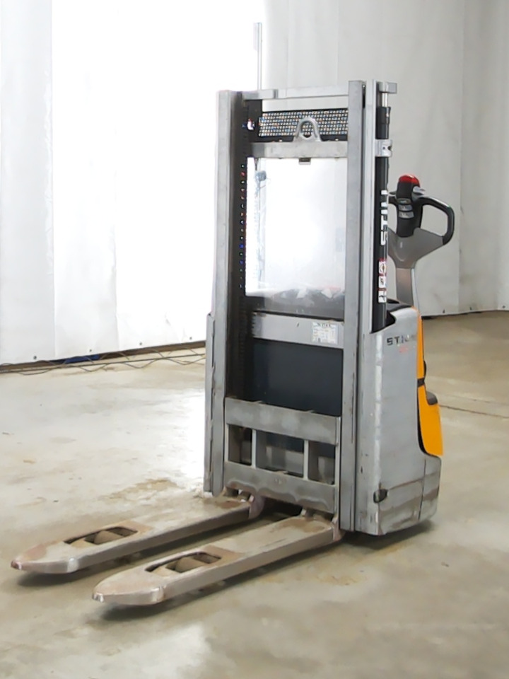 Still EXV12 - Μηχάνημα στοίβαξης: φωτογραφία 1 Still EXV12 - Μηχάνημα στοίβαξης: φωτογραφία 1