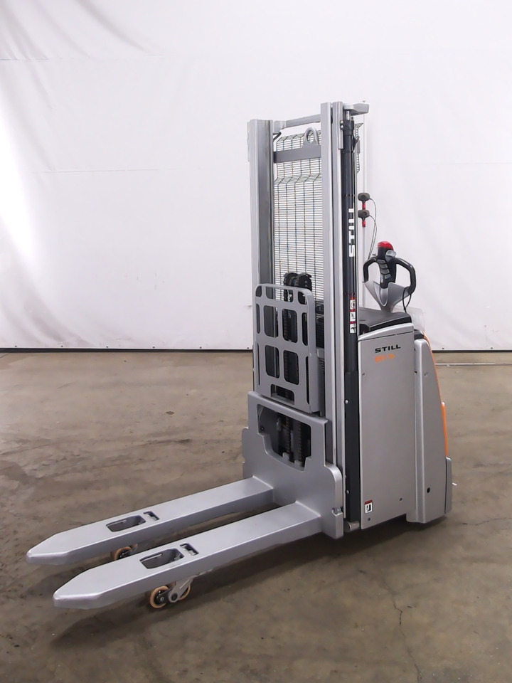 Still EXV14I/BATT.NEU - Μηχάνημα στοίβαξης: φωτογραφία 1 Still EXV14I/BATT.NEU - Μηχάνημα στοίβαξης: φωτογραφία 1