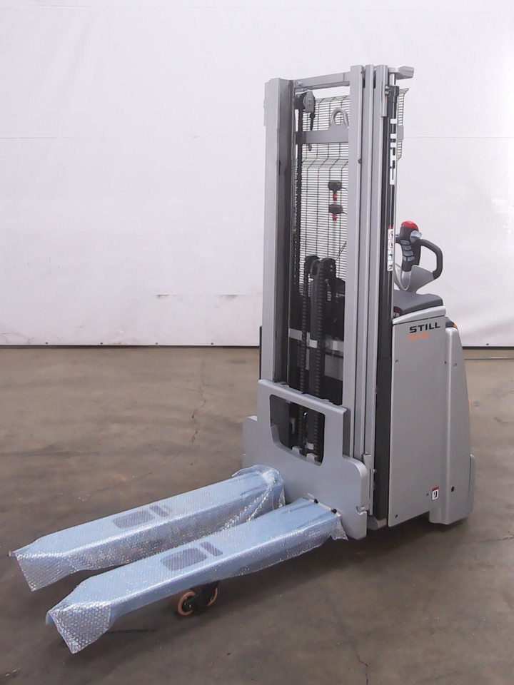 Still EXV16I/BATT.NEU - Μηχάνημα στοίβαξης: φωτογραφία 1 Still EXV16I/BATT.NEU - Μηχάνημα στοίβαξης: φωτογραφία 1