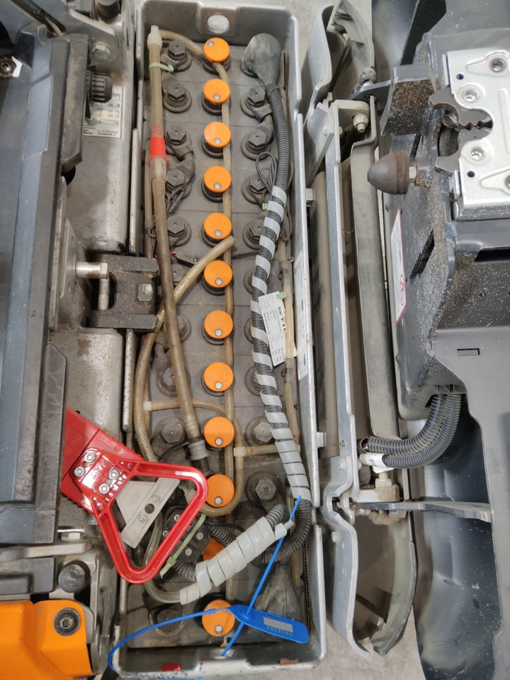 Still LTX50 - Μηχάνημα έλξης: φωτογραφία 4 Still LTX50 - Μηχάνημα έλξης: φωτογραφία 4