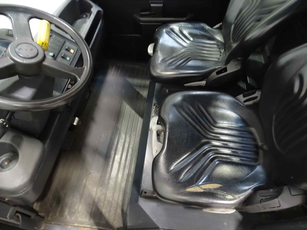 Still R08-20 - Μηχάνημα έλξης: φωτογραφία 3 Still R08-20 - Μηχάνημα έλξης: φωτογραφία 3