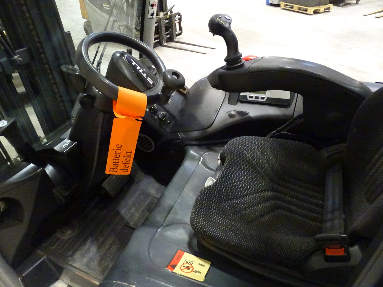 Still RX60-30 - Ηλεκτροκίνητο περονοφόρο: φωτογραφία 3 Still RX60-30 - Ηλεκτροκίνητο περονοφόρο: φωτογραφία 3