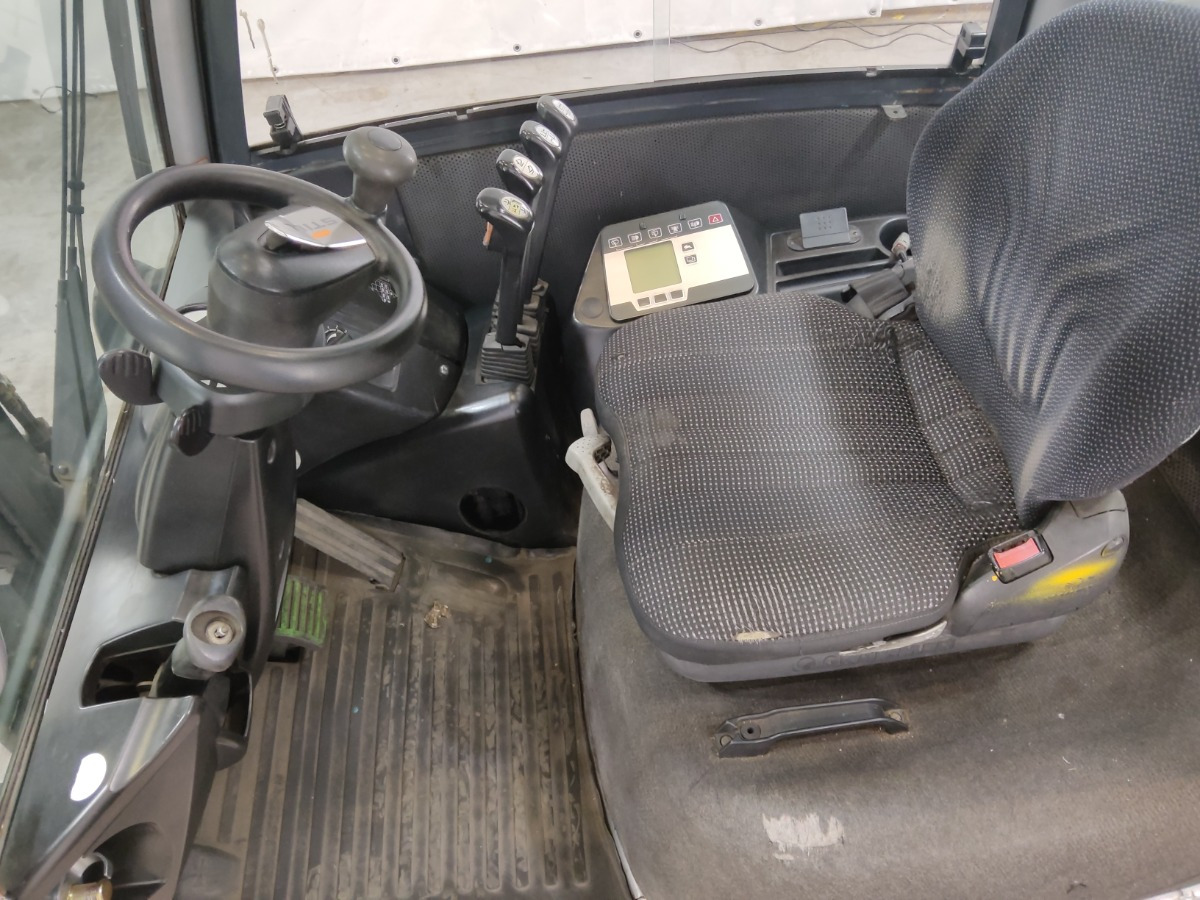 Still RX70-30T - Περονοφόρο όχημα: φωτογραφία 3 Still RX70-30T - Περονοφόρο όχημα: φωτογραφία 3