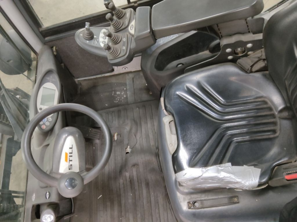 Still RX70-45 - Πετρελαιοκίνητο περονοφόρο: φωτογραφία 3 Still RX70-45 - Πετρελαιοκίνητο περονοφόρο: φωτογραφία 3