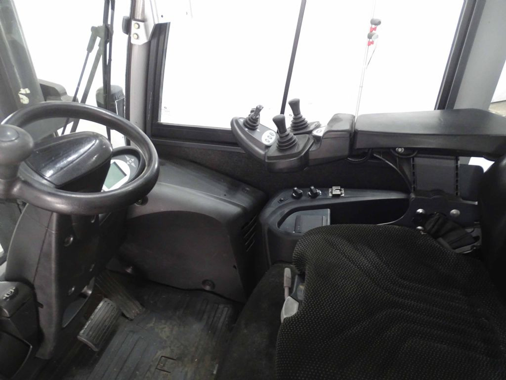 Still RX70-70 - Πετρελαιοκίνητο περονοφόρο: φωτογραφία 4 Still RX70-70 - Πετρελαιοκίνητο περονοφόρο: φωτογραφία 4