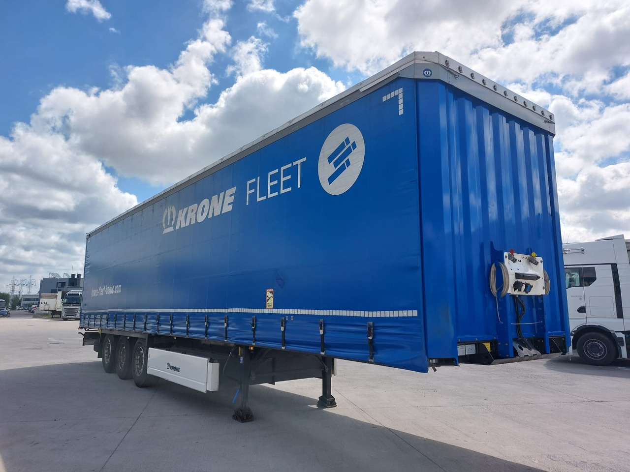 Krone SD - Επικαθήμενο κουρτίνα: φωτογραφία 3 Krone SD - Επικαθήμενο κουρτίνα: φωτογραφία 3