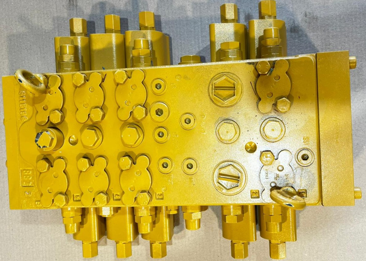 CATERPILLAR 194-7848 Valve GP-Main Control – Genuine Caterpillar Hydraulic Control Valve - Βαλβίδα για Τροχοφόρος εκσκαφέας: φωτογραφία 3 CATERPILLAR 194-7848 Valve GP-Main Control – Genuine Caterpillar Hydraulic Control Valve - Βαλβίδα για Τροχοφόρος εκσκαφέας: φωτογραφία 3