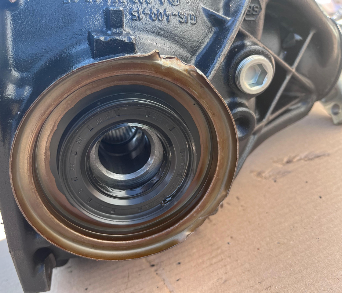 MERCEDES-BENZ E-Class Rear Differential W213 A2133503808 - Διαφορικό: φωτογραφία 4 MERCEDES-BENZ E-Class Rear Differential W213 A2133503808 - Διαφορικό: φωτογραφία 4