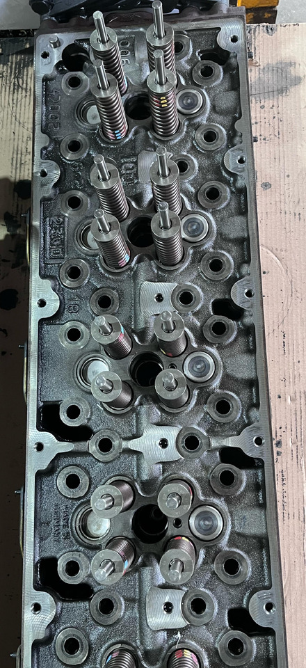 Mercedes Actros MP4 Euro 6 Cylinderhead OM470 - Κινητήρας και ανταλλακτικά για Φορτηγό: φωτογραφία 2 Mercedes Actros MP4 Euro 6 Cylinderhead OM470 - Κινητήρας και ανταλλακτικά για Φορτηγό: φωτογραφία 2