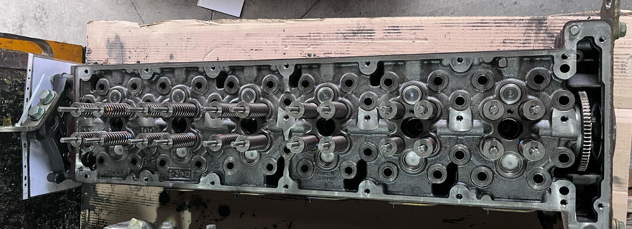 Mercedes Actros MP4 Euro 6 Cylinderhead OM470 - Κινητήρας και ανταλλακτικά για Φορτηγό: φωτογραφία 1 Mercedes Actros MP4 Euro 6 Cylinderhead OM470 - Κινητήρας και ανταλλακτικά για Φορτηγό: φωτογραφία 1
