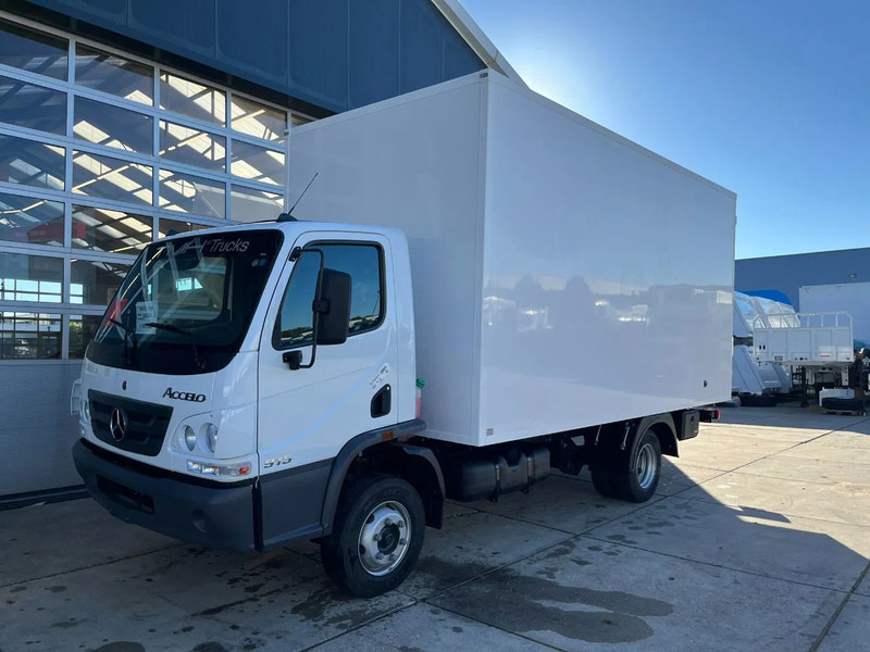 Mercedes-Benz Accelo 915 4x2 Closed Cargo Truck - Φορτηγό κόφα: φωτογραφία 1 Mercedes-Benz Accelo 915 4x2 Closed Cargo Truck - Φορτηγό κόφα: φωτογραφία 1