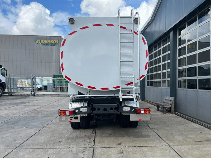 Mercedes-Benz Arocs 3340 6x4 Water Tank Truck - Φορτηγό βυτιοφόρο: φωτογραφία 4 Mercedes-Benz Arocs 3340 6x4 Water Tank Truck - Φορτηγό βυτιοφόρο: φωτογραφία 4