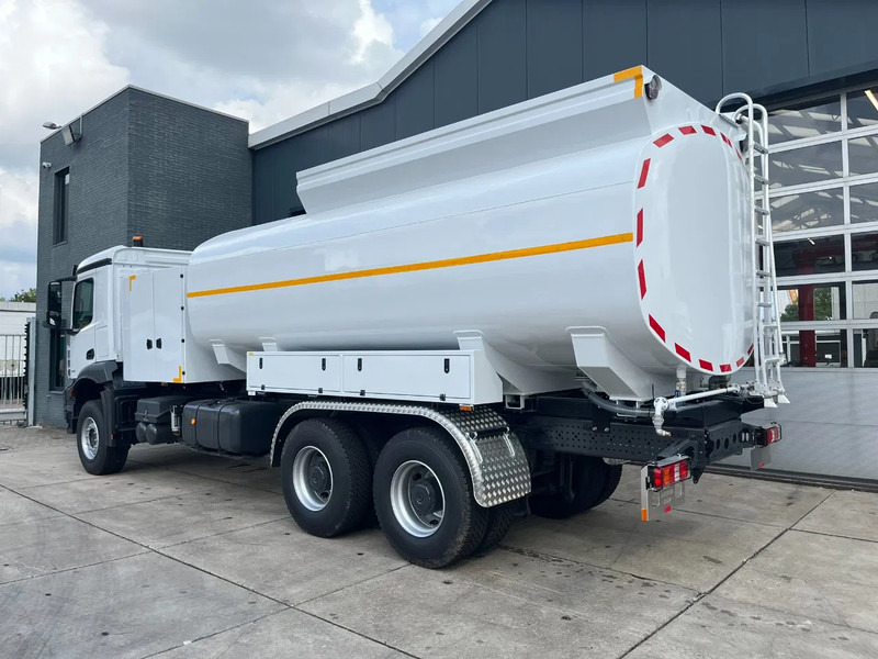 Mercedes-Benz Arocs 3340 6x4 Water Tank Truck - Φορτηγό βυτιοφόρο: φωτογραφία 3 Mercedes-Benz Arocs 3340 6x4 Water Tank Truck - Φορτηγό βυτιοφόρο: φωτογραφία 3