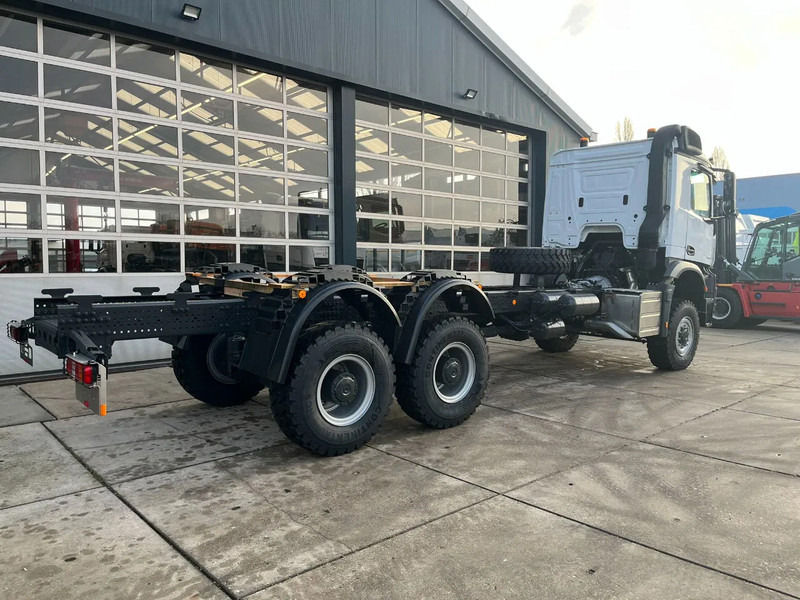 Mercedes-Benz Arocs 3340 A 6x6 Chassis cabin - Φορτηγό σασί: φωτογραφία 5 Mercedes-Benz Arocs 3340 A 6x6 Chassis cabin - Φορτηγό σασί: φωτογραφία 5