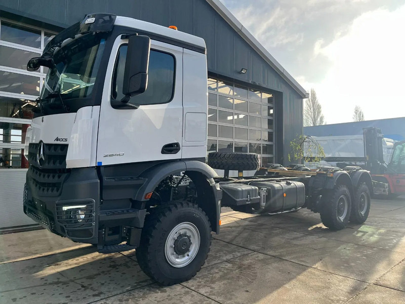 Mercedes-Benz Arocs 3340 A 6x6 Chassis cabin - Φορτηγό σασί: φωτογραφία 1 Mercedes-Benz Arocs 3340 A 6x6 Chassis cabin - Φορτηγό σασί: φωτογραφία 1
