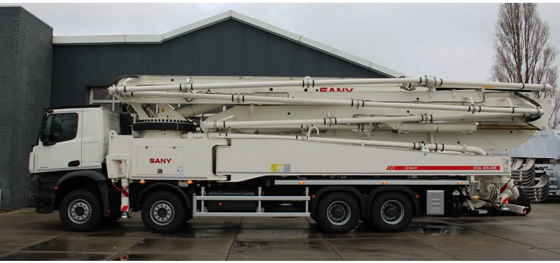 Mercedes-Benz Arocs 4840 8x4 Sany SY56 Concrete pump Build by Putzmeister - Αντλία σκυροδέματος: φωτογραφία 2 Mercedes-Benz Arocs 4840 8x4 Sany SY56 Concrete pump Build by Putzmeister - Αντλία σκυροδέματος: φωτογραφία 2