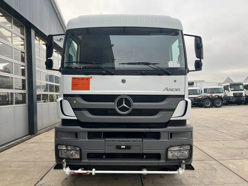 Mercedes-Benz Axor 3344 6x4 Water Tank Truck - Φορτηγό βυτιοφόρο: φωτογραφία 4 Mercedes-Benz Axor 3344 6x4 Water Tank Truck - Φορτηγό βυτιοφόρο: φωτογραφία 4