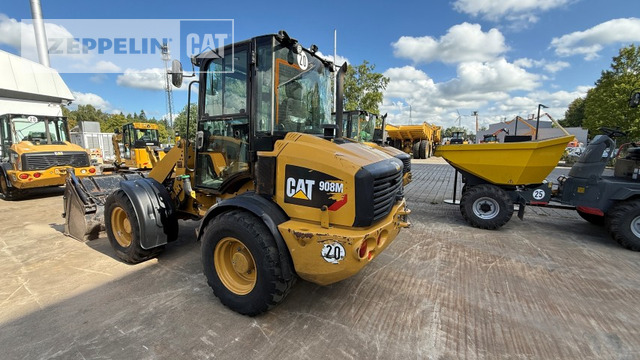 Cat 908M - Ελαστιχοφόρος φορτωτής: φωτογραφία 3 Cat 908M - Ελαστιχοφόρος φορτωτής: φωτογραφία 3