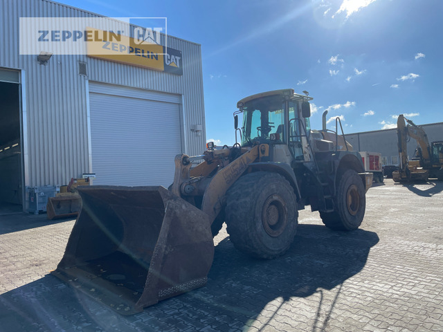 Liebherr L554 - Ελαστιχοφόρος φορτωτής: φωτογραφία 1 Liebherr L554 - Ελαστιχοφόρος φορτωτής: φωτογραφία 1