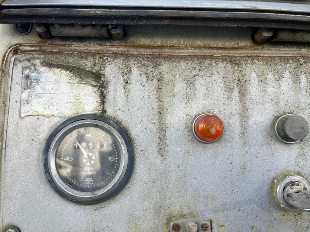 Abrollcontainer Betonmischaufbau mit sep. Motor - Φορτηγό φόρτωσης γάντζου: φωτογραφία 5 Abrollcontainer Betonmischaufbau mit sep. Motor - Φορτηγό φόρτωσης γάντζου: φωτογραφία 5