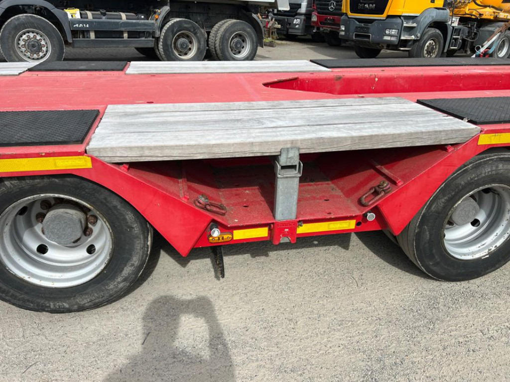 GOLDHOFER Satteltieflader STN-L 3 (245) RM Tiefladerauflieger - Επικαθήμενο με χαμηλό δάπεδο: φωτογραφία 3 GOLDHOFER Satteltieflader STN-L 3 (245) RM Tiefladerauflieger - Επικαθήμενο με χαμηλό δάπεδο: φωτογραφία 3