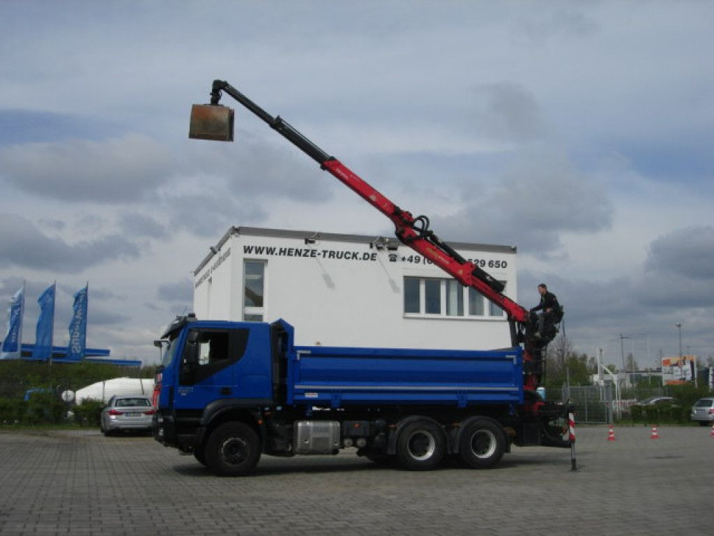 Iveco TRACKER 260T50 6x4 3-Achs Kipper Heckkran Espilo - Φορτηγό ανατρεπόμενο, Φορτηγό με γερανό: φωτογραφία 1 Iveco TRACKER 260T50 6x4 3-Achs Kipper Heckkran Espilo - Φορτηγό ανατρεπόμενο, Φορτηγό με γερανό: φωτογραφία 1