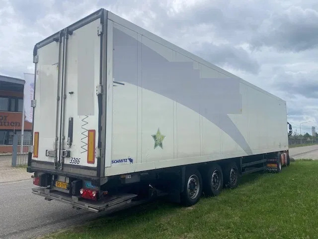 Schmitz Cargobull sko koelvries met carrier vector motor, saf assen disc brakes, 2 x lift , tuv gultig - Επικαθήμενο ψυγείο: φωτογραφία 2 Schmitz Cargobull sko koelvries met carrier vector motor, saf assen disc brakes, 2 x lift , tuv gultig - Επικαθήμενο ψυγείο: φωτογραφία 2