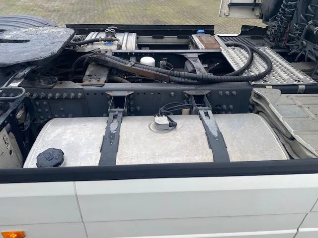 Volvo FH 500 , euro 6 met hydrauliek en lage km stand......compleet uitgevoerd..... - Τράκτορας: φωτογραφία 4 Volvo FH 500 , euro 6 met hydrauliek en lage km stand......compleet uitgevoerd..... - Τράκτορας: φωτογραφία 4