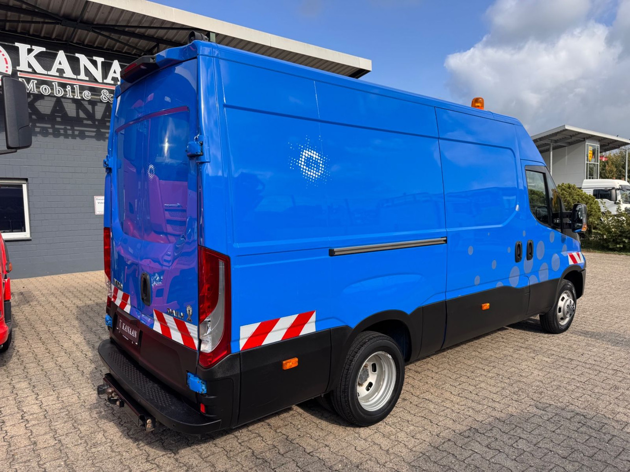 Iveco Daily Kasten 50 C 170 Werkstattwagen SORTIMO - Βαν: φωτογραφία 3 Iveco Daily Kasten 50 C 170 Werkstattwagen SORTIMO - Βαν: φωτογραφία 3
