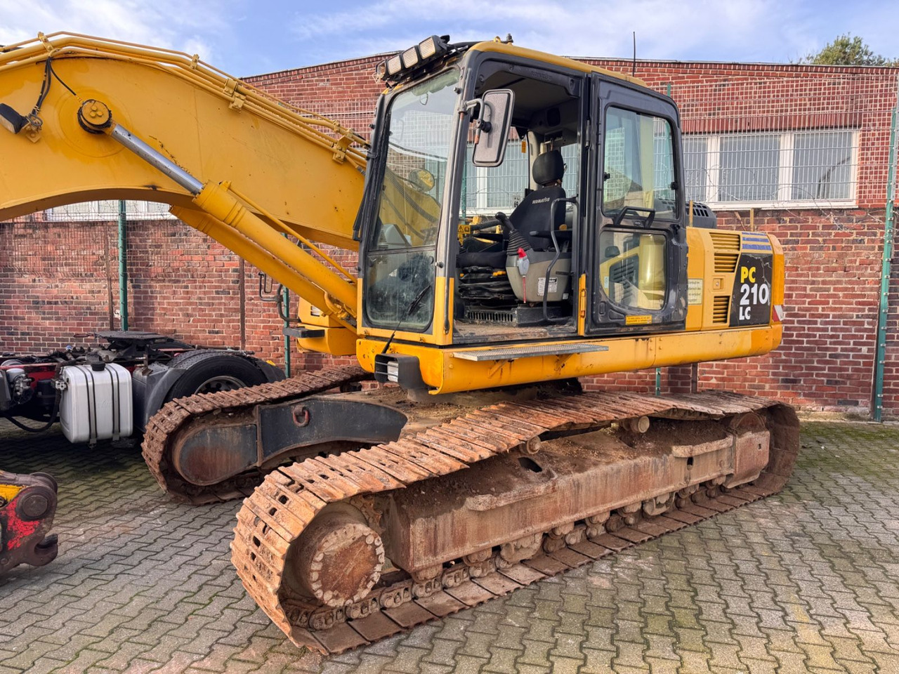 Komatsu PC 210 LCD-8 - Ερπυστριοφόρος εκσκαφέας: φωτογραφία 3 Komatsu PC 210 LCD-8 - Ερπυστριοφόρος εκσκαφέας: φωτογραφία 3