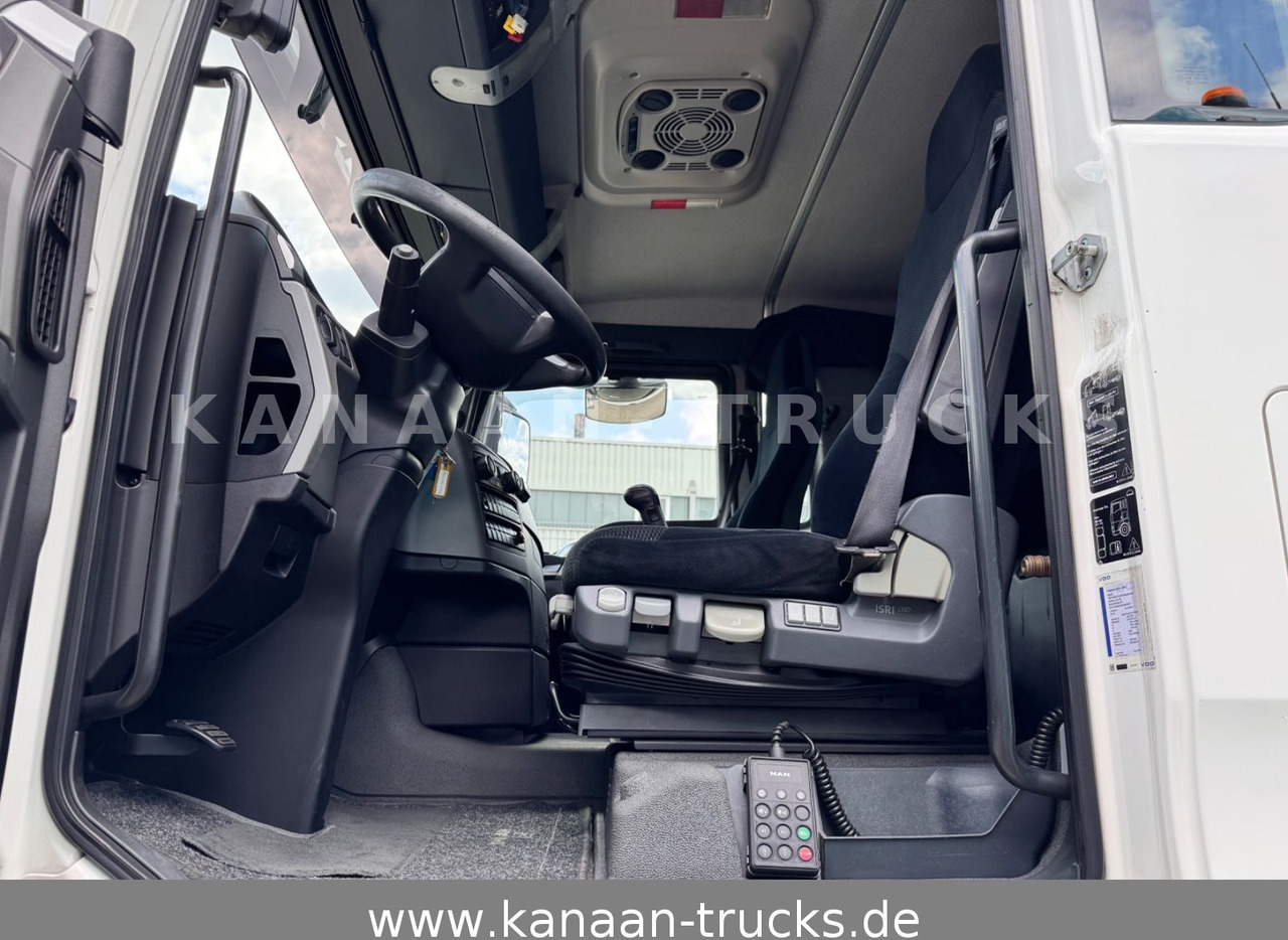 Φορτηγό με γερανό MAN 26.480 TGX 6x2 Palfinger 23002 Fly-Jib  ca 21 m: φωτογραφία 21