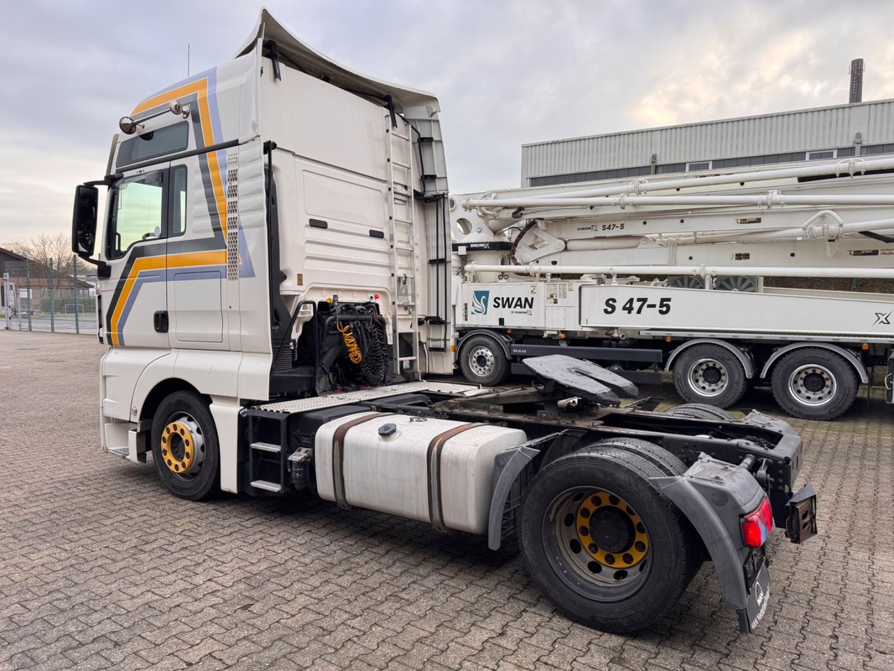 MAN TGX 18.440 4x2 LLS-U LowLiner XXL - Τράκτορας: φωτογραφία 3 MAN TGX 18.440 4x2 LLS-U LowLiner XXL - Τράκτορας: φωτογραφία 3
