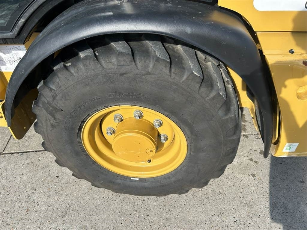 Σπαστός φορτωτής CAT 906 (9145): φωτογραφία 10