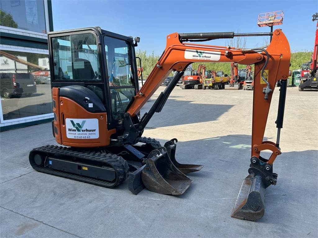 Hitachi ZX26U-6 (9989) - Μίνι εκσκαφέας: φωτογραφία 3 Hitachi ZX26U-6 (9989) - Μίνι εκσκαφέας: φωτογραφία 3