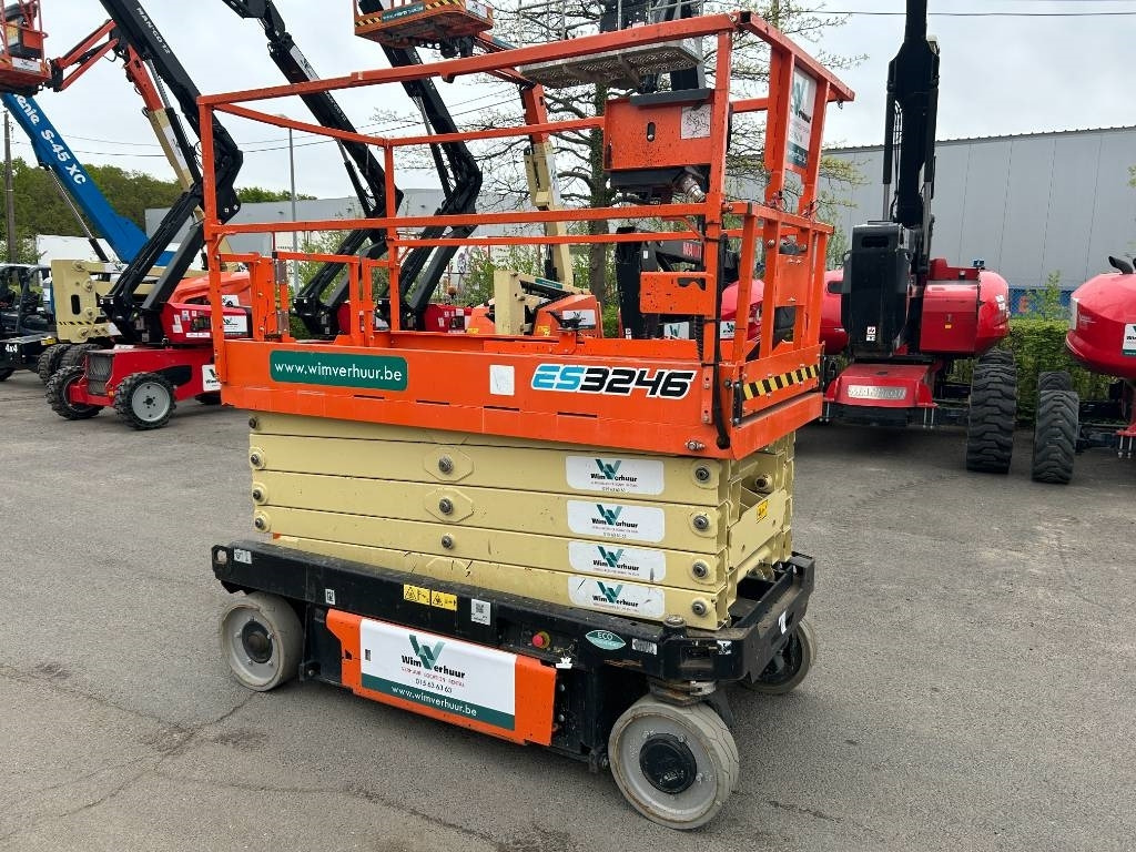 JLG 3246 ES - Ψαλιδωτό ανυψωτικό: φωτογραφία 3 JLG 3246 ES - Ψαλιδωτό ανυψωτικό: φωτογραφία 3