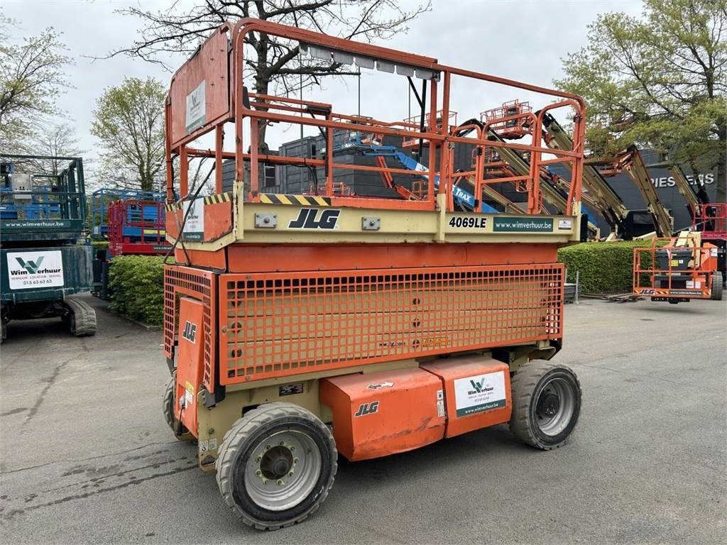 JLG 4069 LE (3614) - Ψαλιδωτό ανυψωτικό: φωτογραφία 2 JLG 4069 LE (3614) - Ψαλιδωτό ανυψωτικό: φωτογραφία 2