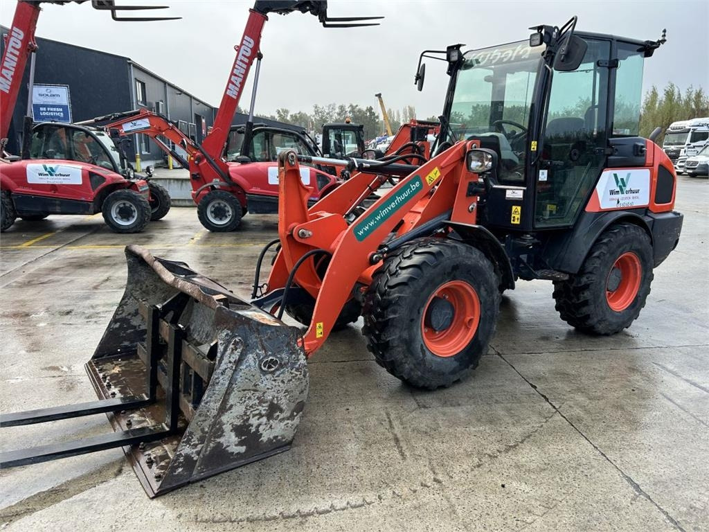 Kubota R070 (6678) - Σπαστός φορτωτής: φωτογραφία 2 Kubota R070 (6678) - Σπαστός φορτωτής: φωτογραφία 2