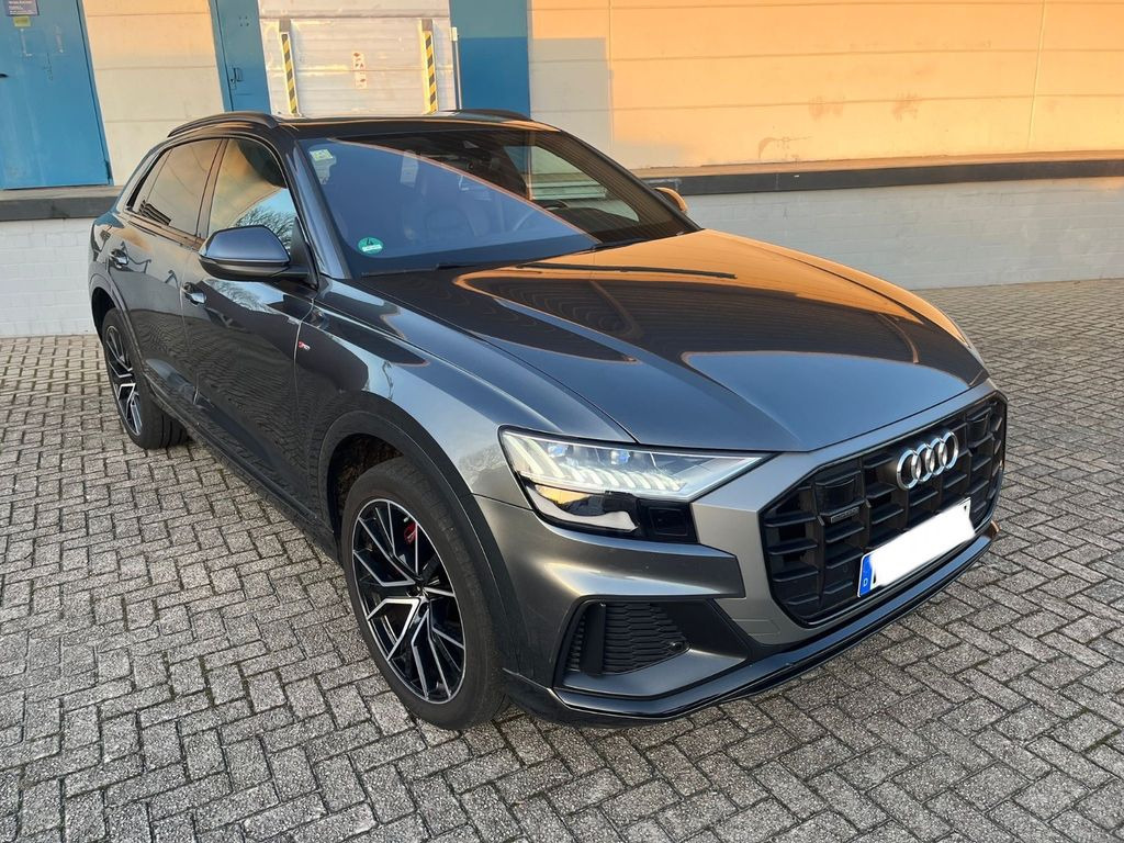 Audi Q8 50 TDI quattro tiptronic 22 Zoll*3xSline*Pano Audi Q8 50 TDI quattro tiptronic 22 Zoll*3xSline*Pano - SUV: φωτογραφία 1 Audi Q8 50 TDI quattro tiptronic 22 Zoll*3xSline*Pano Audi Q8 50 TDI quattro tiptronic 22 Zoll*3xSline*Pano - SUV: φωτογραφία 1