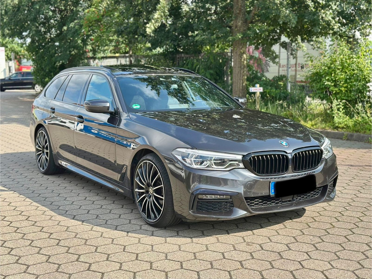 BMW M 540d xD Touring A*M Sport*HuD*20 Zoll*Pano*LED - Station wagon: φωτογραφία 1 BMW M 540d xD Touring A*M Sport*HuD*20 Zoll*Pano*LED - Station wagon: φωτογραφία 1