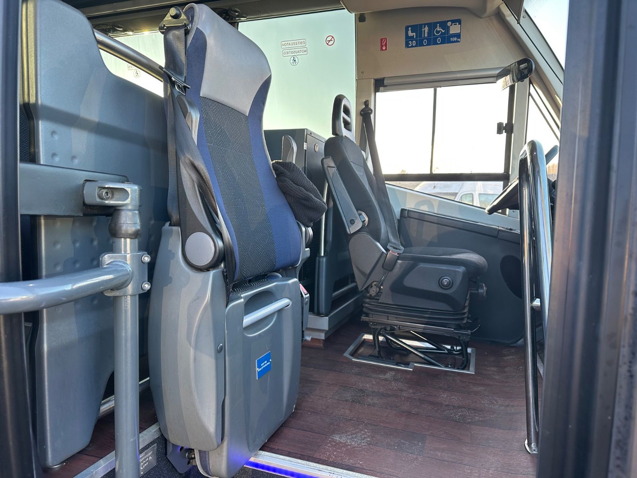 Iveco Maximo 70c18 (TOP*7.5t) Rosero/ Rapido - Μικρό λεωφορείο, Επιβατικό βαν: φωτογραφία 3 Iveco Maximo 70c18 (TOP*7.5t) Rosero/ Rapido - Μικρό λεωφορείο, Επιβατικό βαν: φωτογραφία 3